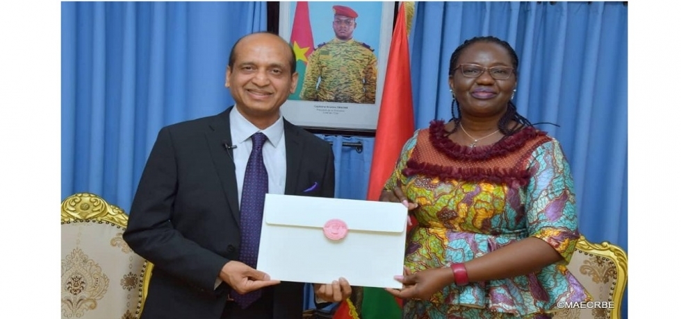 Ambassador H.E. Mr. Bhaskar Bhatt presented unsigned copy of letters of credence to Minister of Foreign Affairs, Regional Cooperation and Burkinabe Abroad, Burkina Faso, H.E. Mrs. Olivia Ragnaghnewende Rouamba, on 02 Oct 2023.